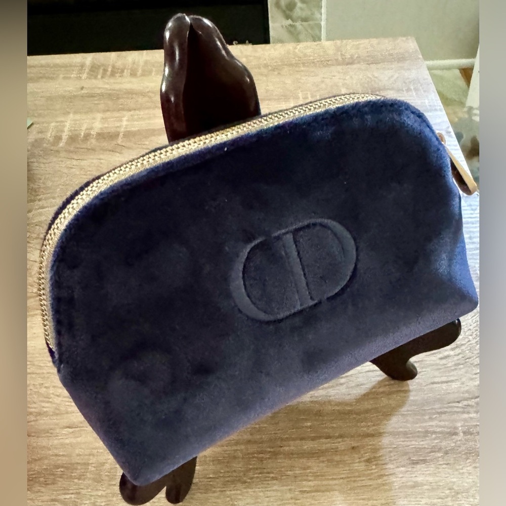 Dior Pouch - Picture 2 of 4
